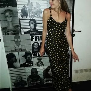 The Iggy Yellow Dot Dress Réalisation Par XS